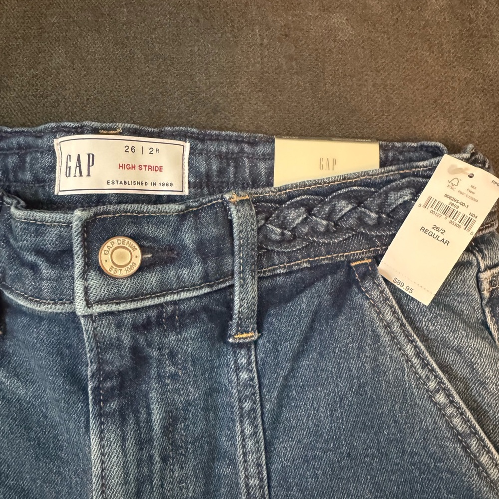 GAP High Rise Stride Jeans - Picture 4 of 5